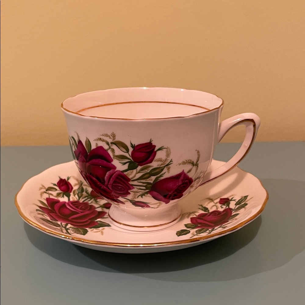 Elegant Vintage Colclough “Red Roses” Patterned Teacup and Saucer with Gold Trim